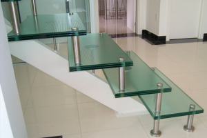 Escadas de vidro
